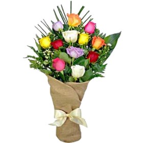12 Assorted Roses